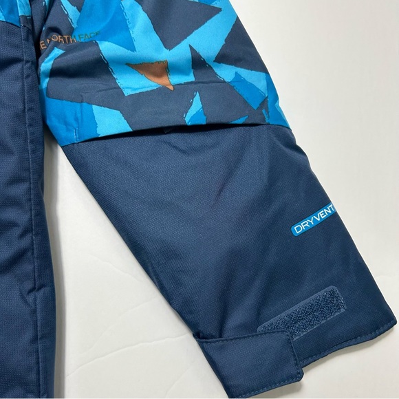 The North Face Kids Freedom Insulated Jacket Acoustic Blue Triangle Camo 3T 5T - Picture 5 of 14